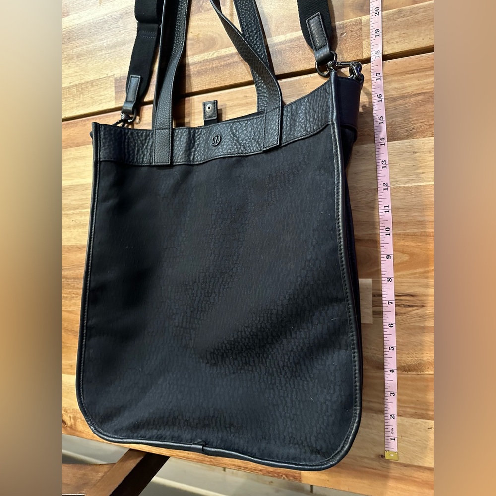 Lululemon | Now And Always Black Tote Bag| 15L| NWOT - Picture 6 of 14